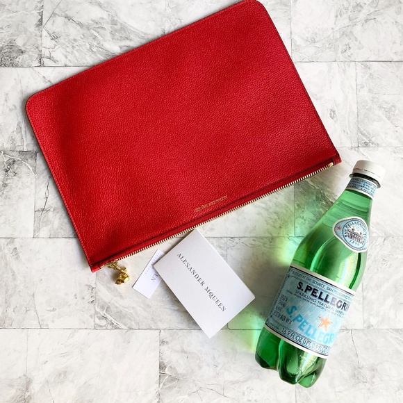 NEW Alexander McQueen Soft Grain Leather Zip Pouch - Picture 5 of 7